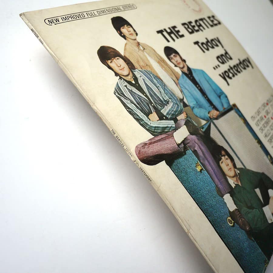 BEATLES - Today ...And Yesterday - Image 7
