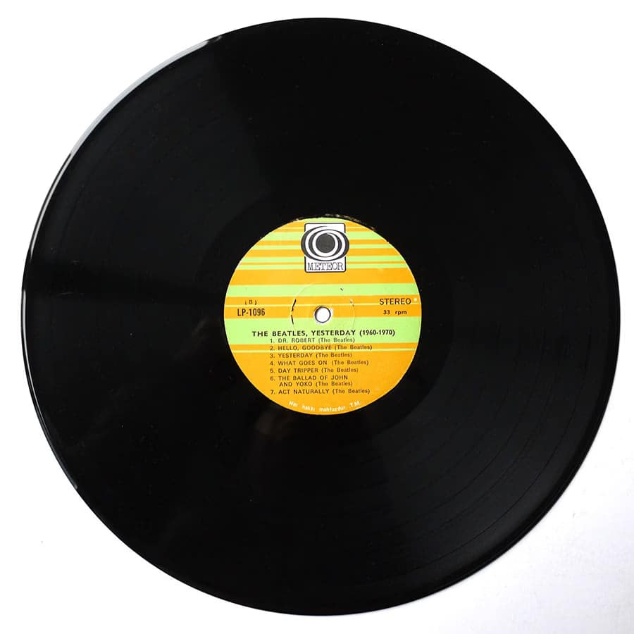 BEATLES - Today ...And Yesterday - Image 9